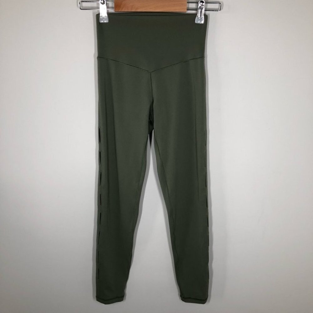 OFFLINE by Aerie Olive Green Workout Set  Size Small - Picture 2 of 8